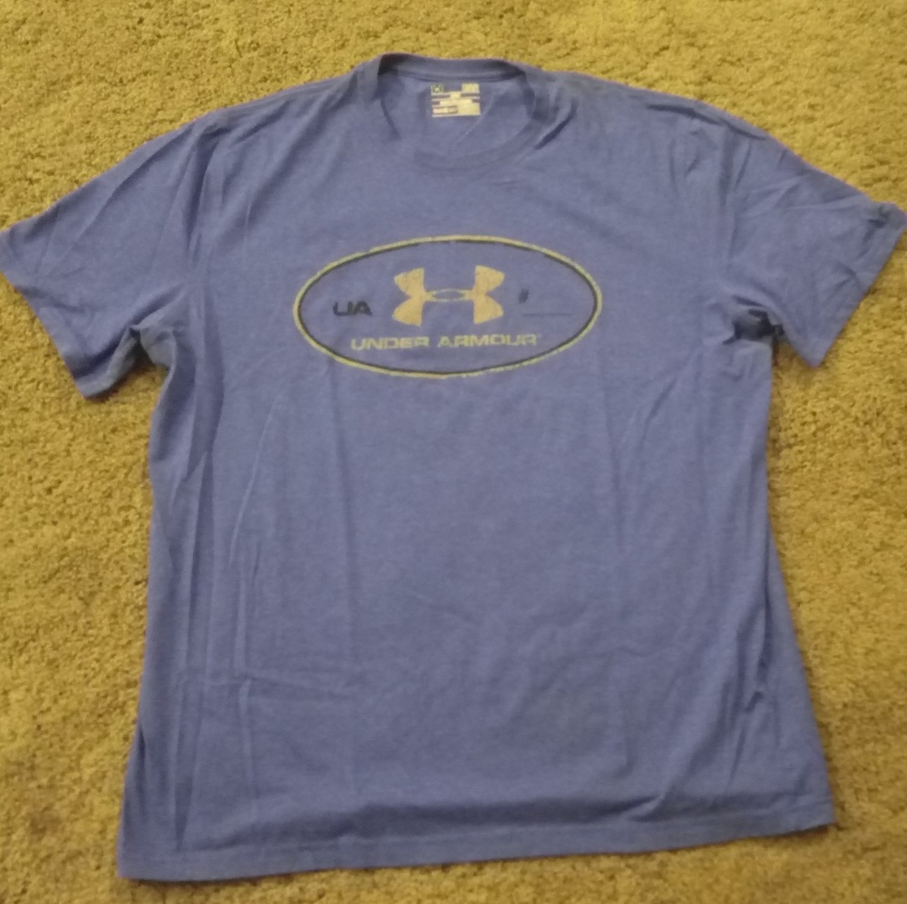 Under Armour TShirt